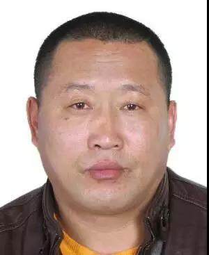较胖,吉林口音,户籍地:吉林省白山市抚松县松江河镇白山街四委四组