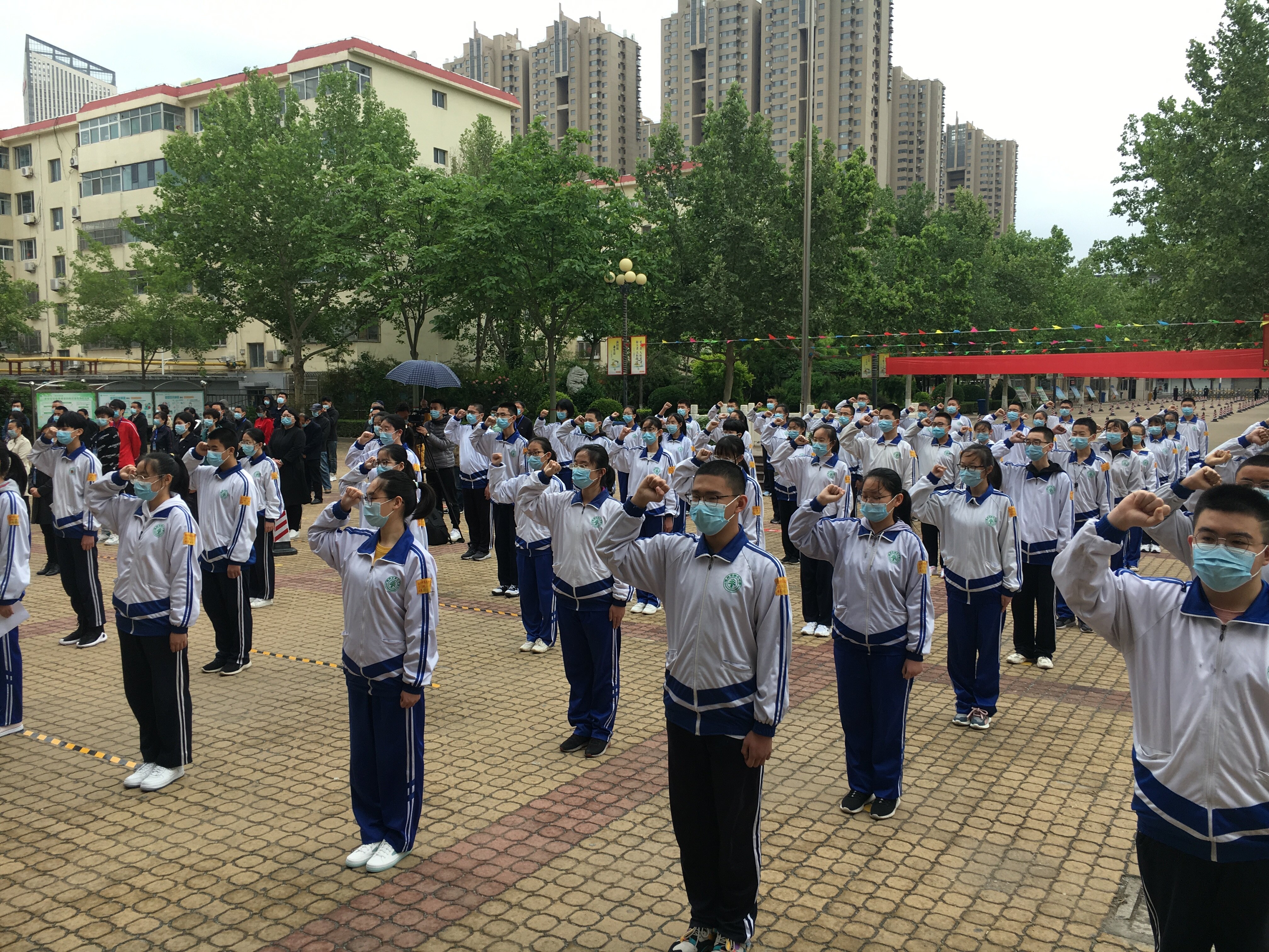 夏初晴暖芳草深 复学重逢热情长:德州市第九中学开学典礼|德州云-德州