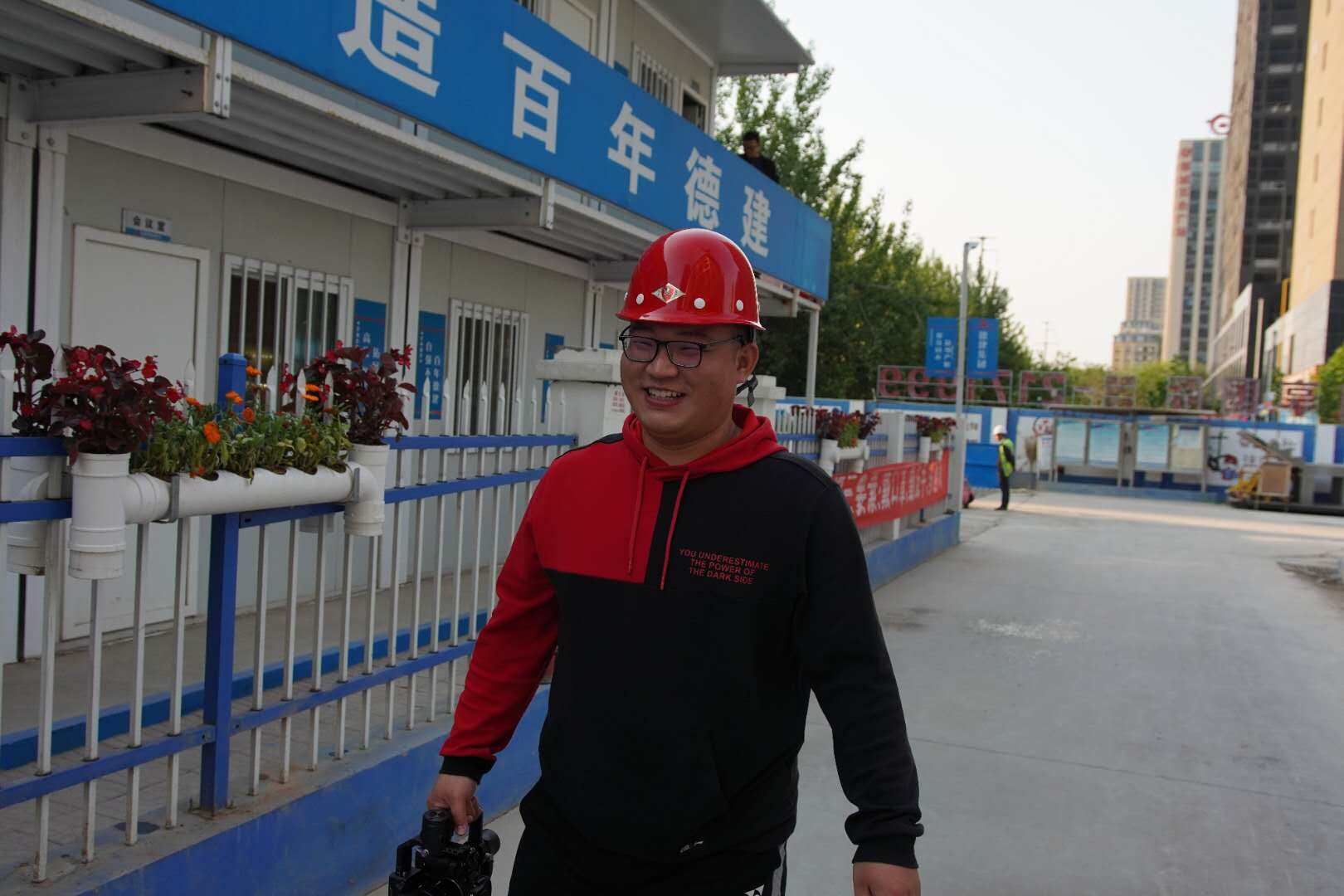 晚报新闻人畅谈记者节青春与激情同行使命与快乐都在