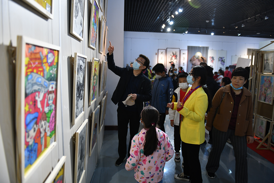 快乐成长—德州举办全市少儿书画展 戳看孩子们的表白方式!