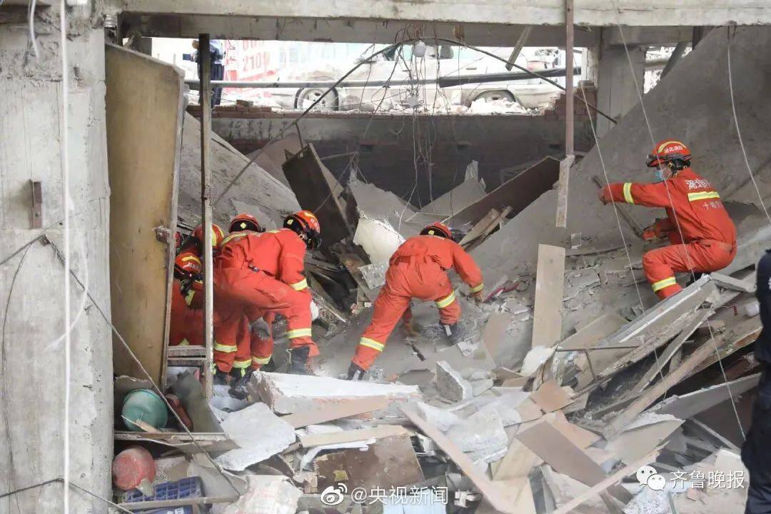 湖北十堰爆炸事故已致12人死亡,37人重伤