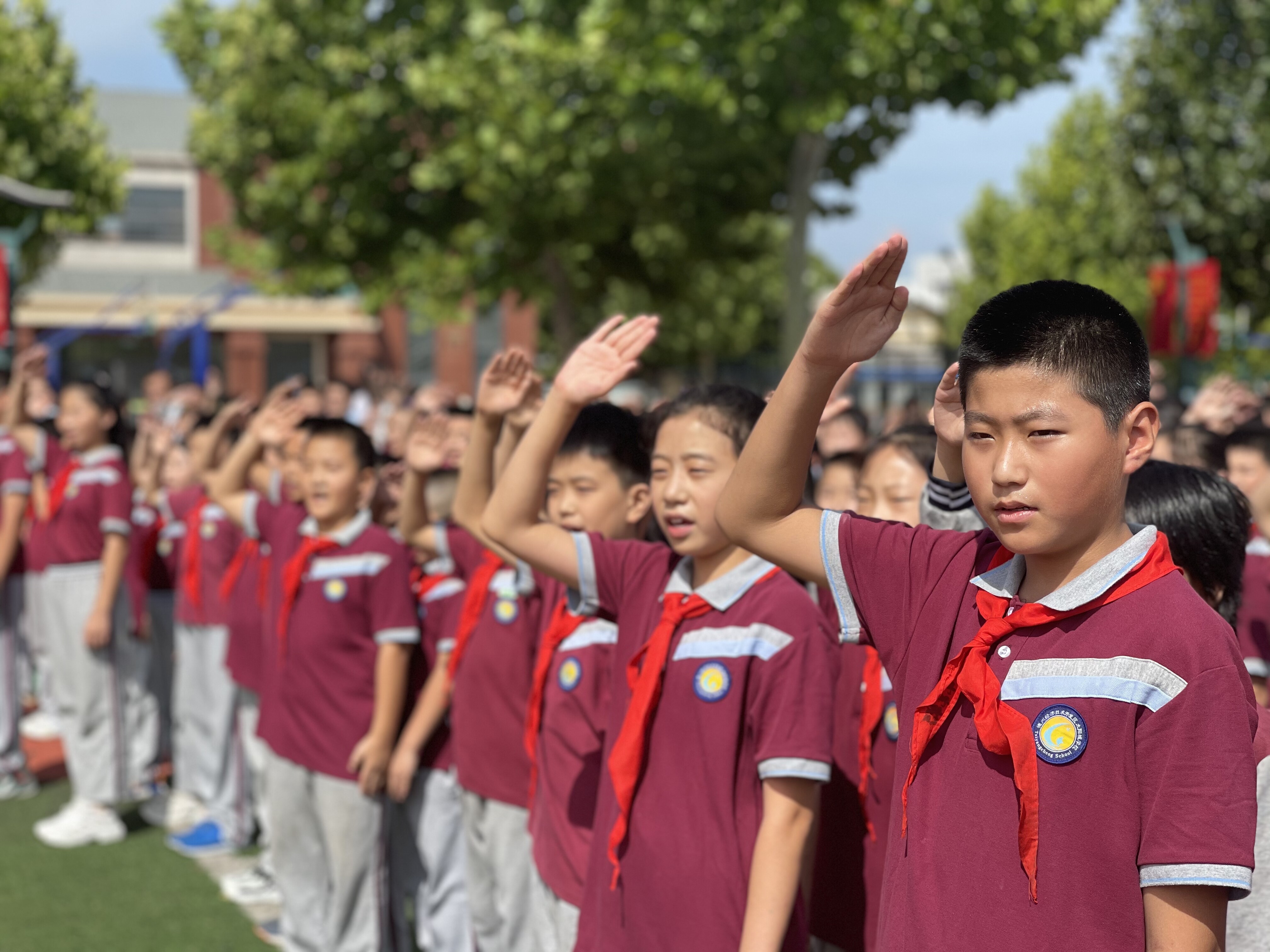 启智明理幸福起航太阳城学校举行开学典礼迎接一年级新生德州云德州