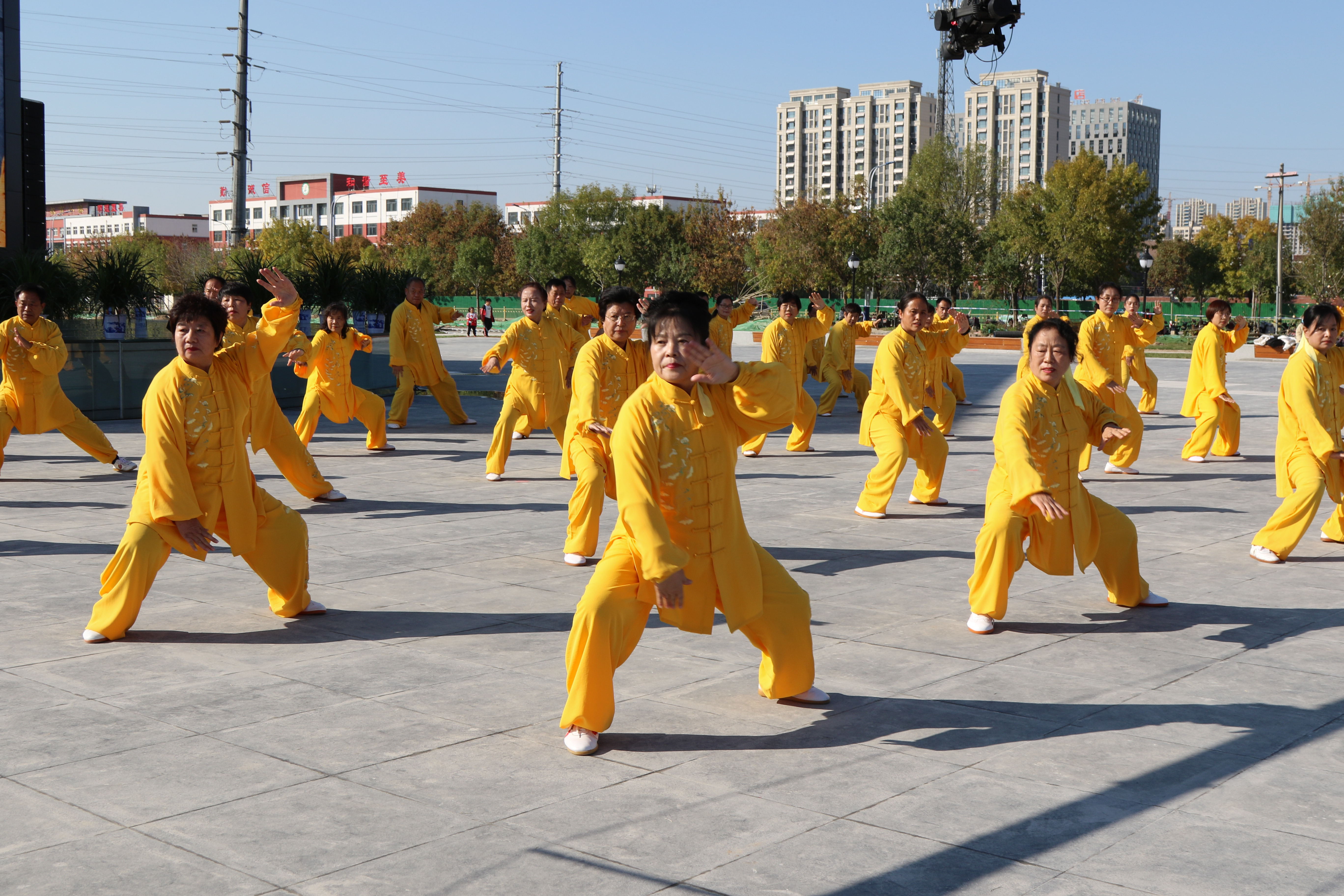 庆云举办吴钟八极拳全民健身活动汇演德州云德州晚报全媒体