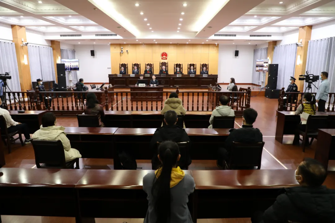 江歌母亲诉刘鑫案一审宣判：刘暖曦被判赔69.6万