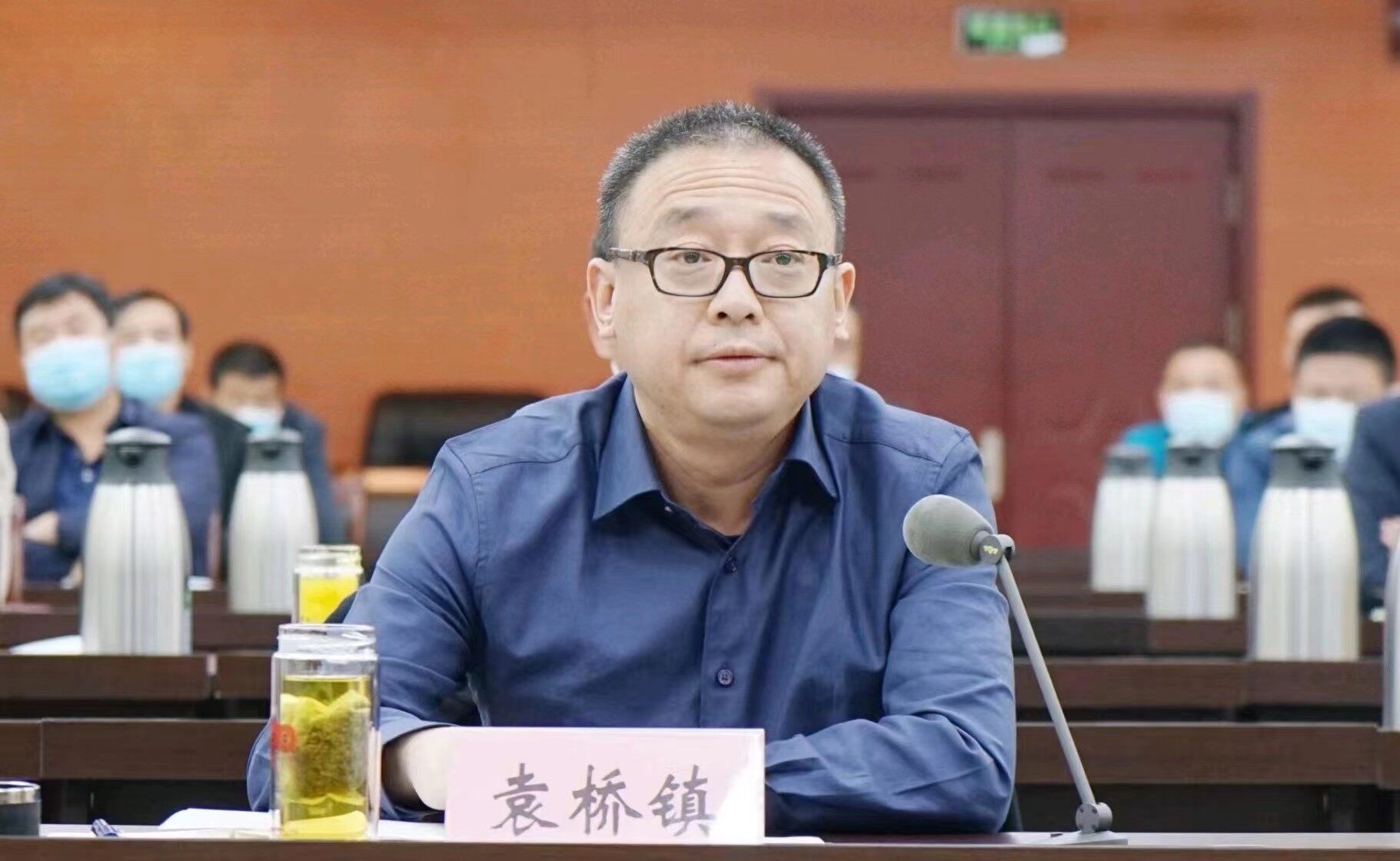 表态发言袁桥镇党委书记张艳照提高标准细化措施坚决高质量完成创城