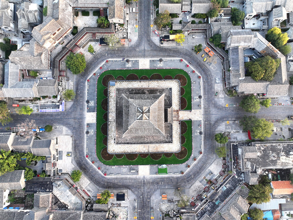 04              --10月25日清晨，俯瞰聊城市古城中心。  摄影崔忠伟.jpg