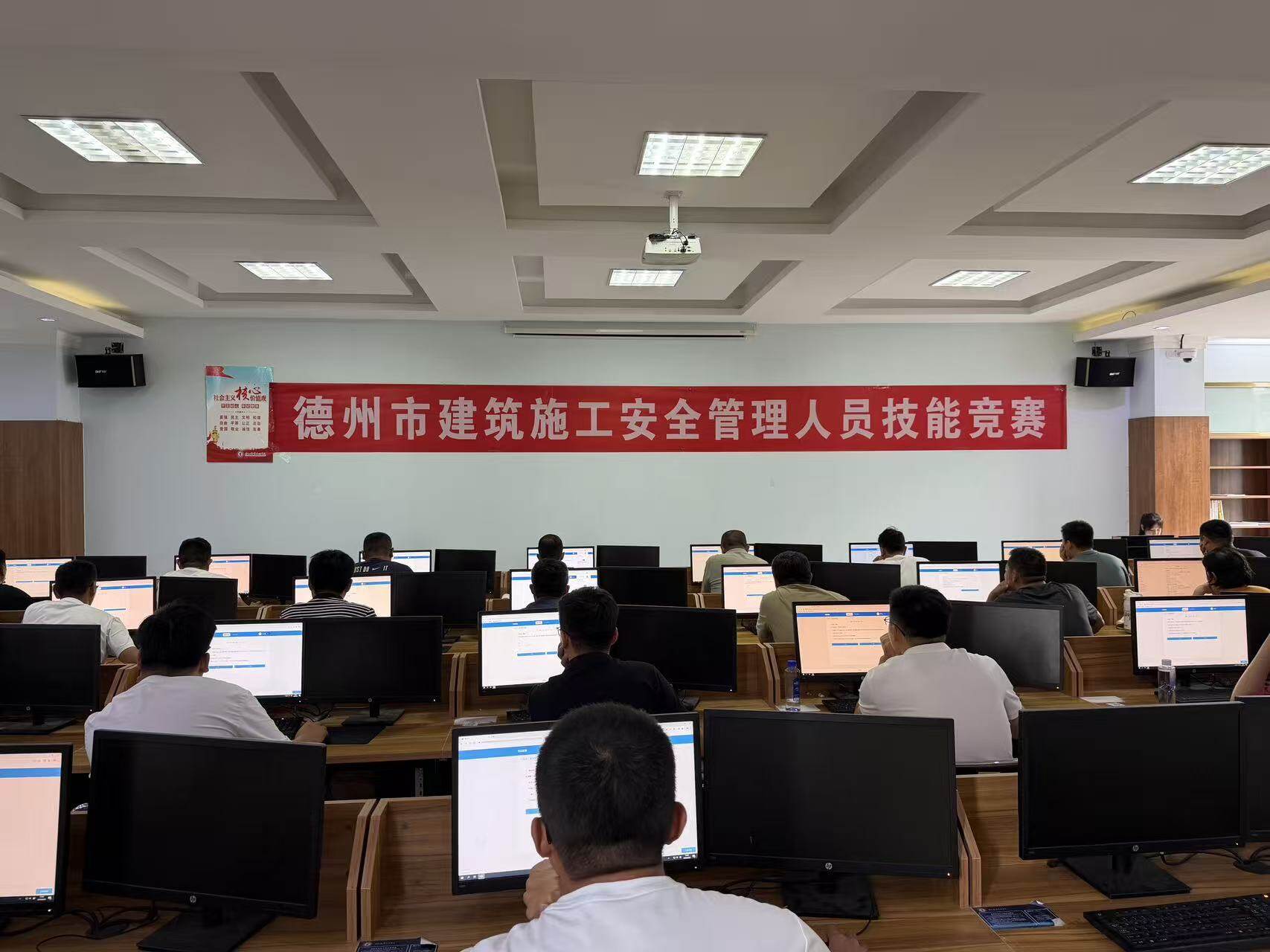 c85b06447d8eda0c914fc360cc34ff94.jpg